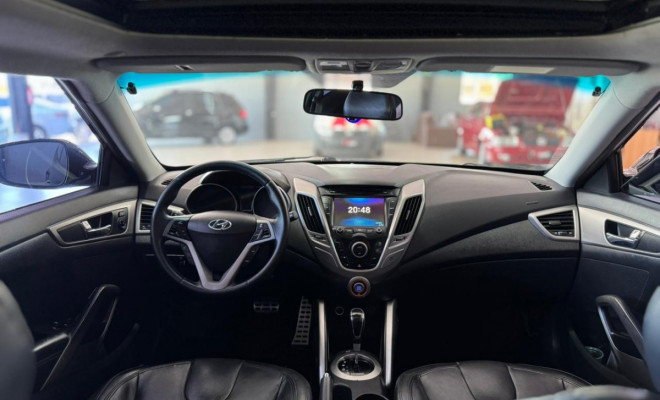 Hyundai Veloster 1.6 16V  140cv Aut. 2013 Gasolina-16