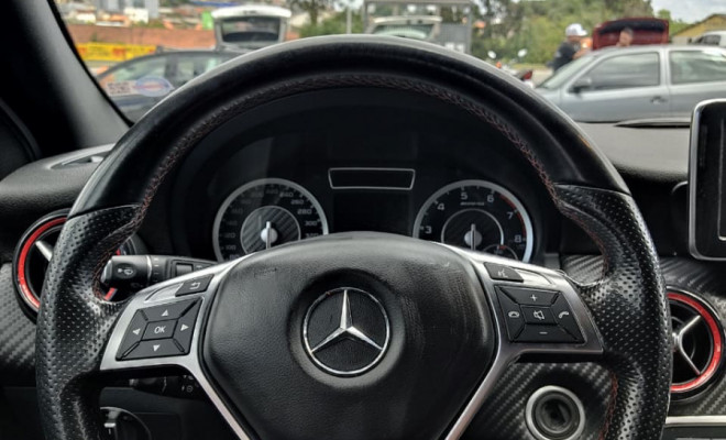 Mercedes-Benz CLA-45 AMG 4MATIC CGI 2.0 TB Aut. 2015 Gasolina-10