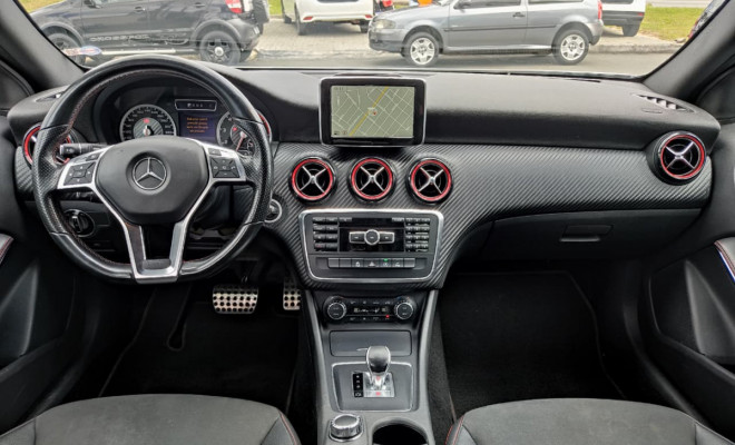 Mercedes-Benz CLA-45 AMG 4MATIC CGI 2.0 TB Aut. 2015 Gasolina-4