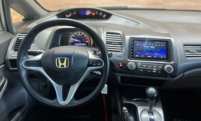 ( REPASSE) Honda Civic Sedan LXS 1.8/1.8 Flex 16V Aut. 4p 2010 Flex-6