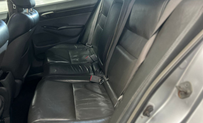 ( REPASSE) Honda Civic Sedan LXS 1.8/1.8 Flex 16V Aut. 4p 2010 Flex-9