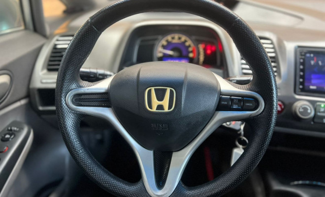 ( REPASSE) Honda Civic Sedan LXS 1.8/1.8 Flex 16V Aut. 4p 2010 Flex-7