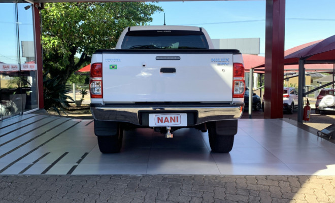 Toyota Hilux CD SRV D4-D 4x4 3.0 TDI Diesel Aut 2014 Diesel-3
