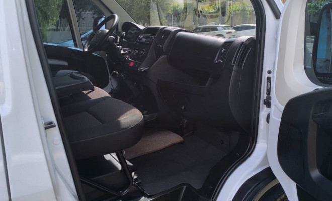 PEUGEOT BOXER FURGAO 2.2 Diesel-7