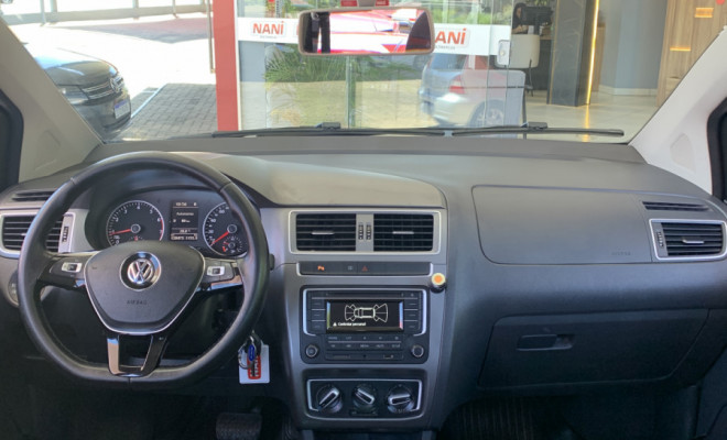 VW - VolksWagen Fox Comfortline I Motion 1.6 Flex 8V 5p 2017 Flex-6