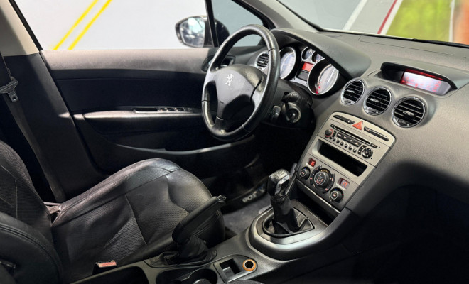 Peugeot 308 Allure 2.0 Flex 16V 5p Mec. 2013 Flex-4