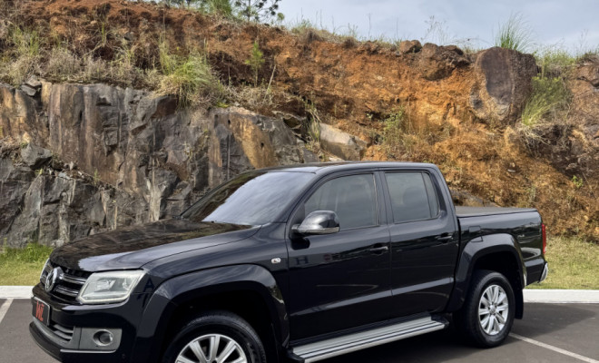 VW - VolksWagen AMAROK High.CD 2.0 16V TDI 4x4 Dies. Aut 2016 Diesel-1