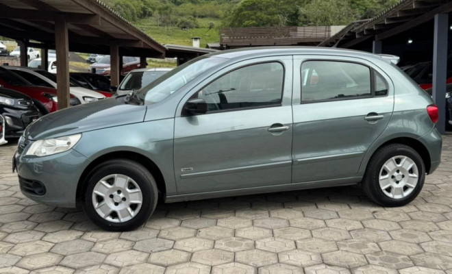 VW - VolksWagen Gol (novo) 1.0 Mi Total Flex 8V 4p 2009 Flex