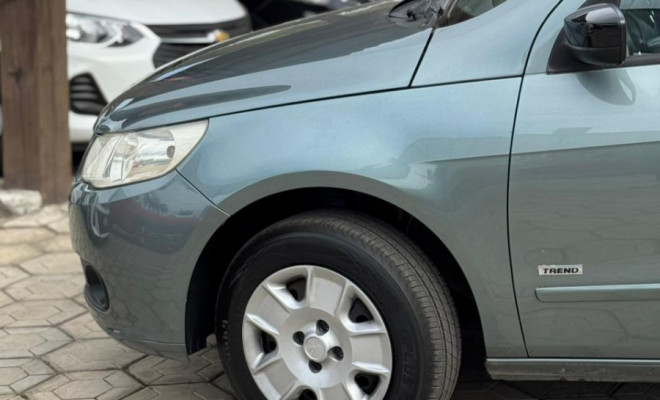 VW - VolksWagen Gol (novo) 1.0 Mi Total Flex 8V 4p 2009 Flex-0