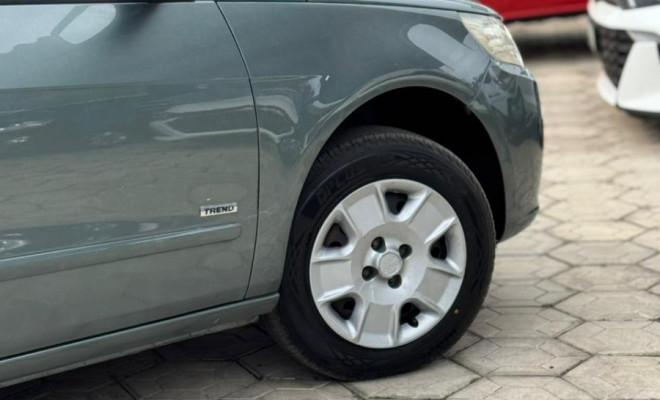 VW - VolksWagen Gol (novo) 1.0 Mi Total Flex 8V 4p 2009 Flex-7