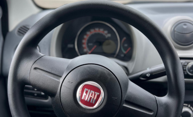 Fiat UNO VIVACE Celeb. 1.0 EVO F.Flex 8V 5p 2014 Flex-8