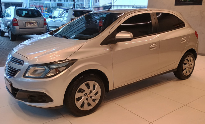 GM - Chevrolet ONIX HATCH LT 1.4 8V FlexPower 5p Mec. 2013 Flex-2