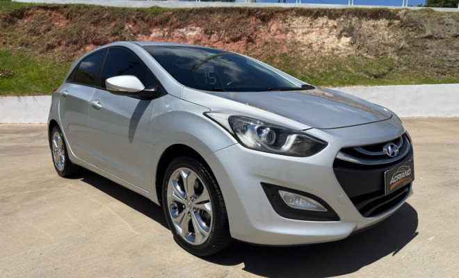 i30 1.8 AUTOMÁTICO 2015 - O hatch médio com design, tecnologia e performance que se destacam!-16