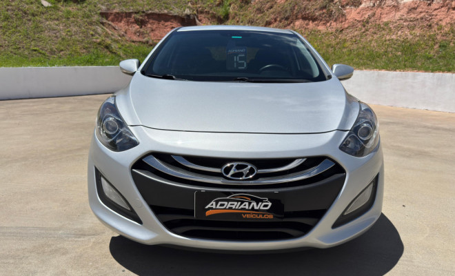 i30 1.8 AUTOMÁTICO 2015 - O hatch médio com design, tecnologia e performance que se destacam!-0