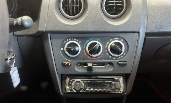 ( REPASSE) GM - Chevrolet PRISMA Sed. Joy 1.4 8V ECONOFLEX 4p 2009 Flex-8