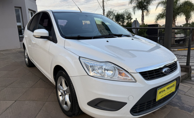 Ford Focus 1.6 GL 16V  5p 2012 Flex-0