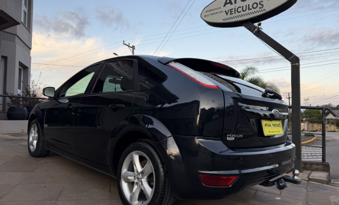 Ford Focus 2.0 16V/ 2.0 16V Flex 5p 2009 Gasolina-1