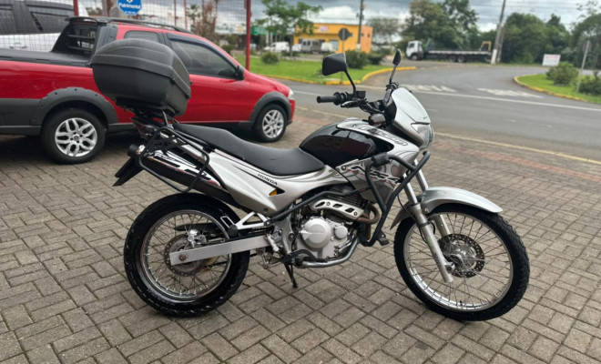 HONDA NX-4 FALCON 400 2006 Gasolina-2