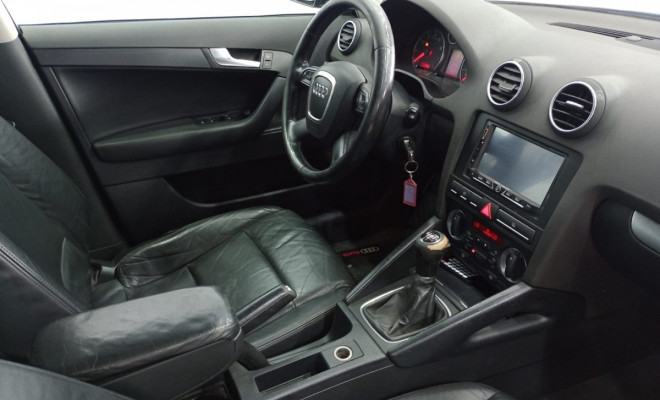 Audi A3 Sportback 1.6 8V 102cv 5p 2008 Gasolina-8