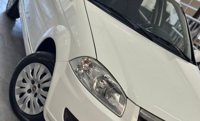 Fiat Siena EL 1.0 mpi Fire Flex 8V 4p 2014 Flex-10