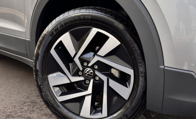 VW - VolksWagen T-Cross Hig. 250 TSI 1.4 Flex 16V 5p Aut 2025 Flex-2