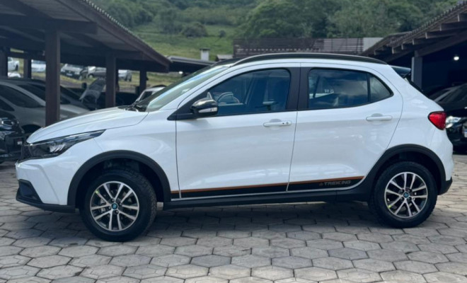 Fiat ARGO TREKKING 1.3 8V Flex 2026 Flex