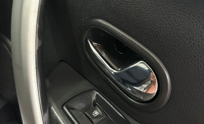 Renault SANDERO Expression Hi-Power 1.0 16V 5p 2015 Flex-8