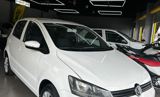 Volkswagen Fox Trendline 1.0 Flex 8V 5P - foto 2