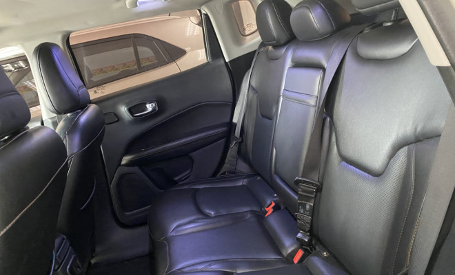 Jeep COMPASS LONGITUDE 2.0 4x4 Aut 2019-10
