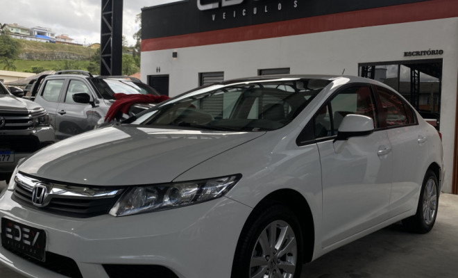Honda Civic Sedan LXS 1.8/1.8 Flex 16V Aut. 4p 2016 Gasolina-1