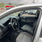 VW - VolksWagen Polo Sedan 1.6 Mi 101cv 8V 4p 2003 Flex-6