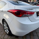 Hyundai Elantra GLS 1.8 16V Aut. 2013 Gasolina-2
