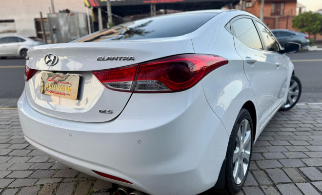Hyundai Elantra GLS 1.8 16V Aut. 2013 Gasolina-5
