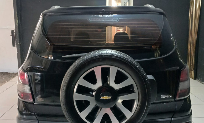 GM - Chevrolet SPIN ACTIV 1.8 8V Econo. Flex 5p Aut. 2017 Flex-2