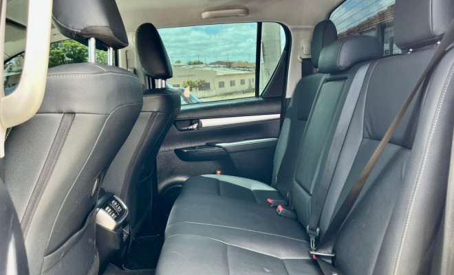 Toyota Hilux CD SRV 4x4 2.8 TDI Diesel Aut. 2024 Diesel-8