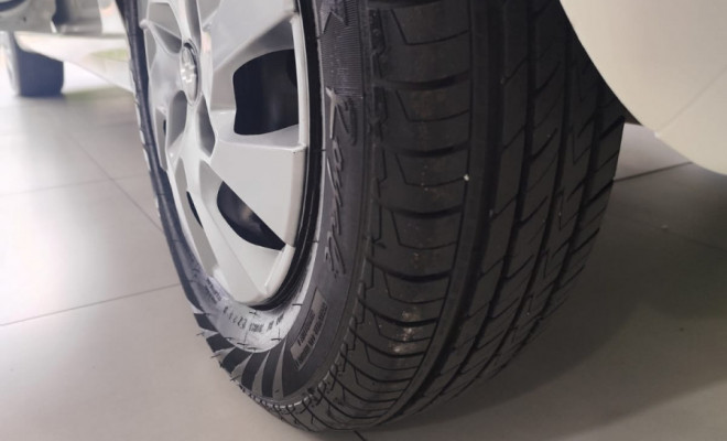 GM - Chevrolet ONIX HATCH Joy 1.0 8V Flex 5p Mec. 2020 Flex-3