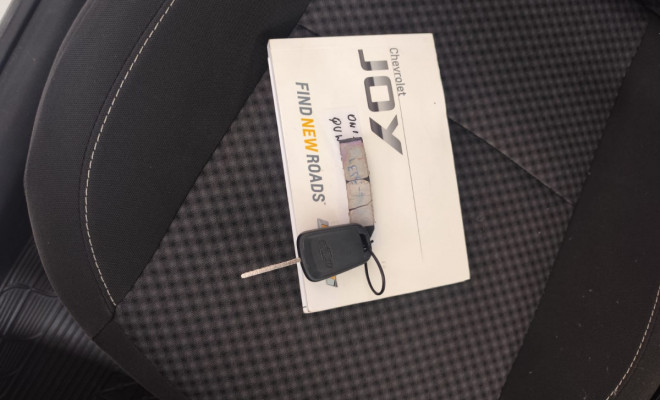 GM - Chevrolet ONIX HATCH Joy 1.0 8V Flex 5p Mec. 2020 Flex-6