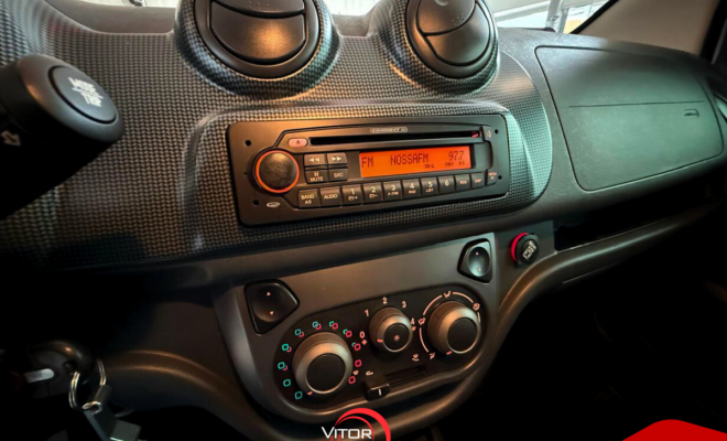 Fiat UNO SPORTING 1.4 EVO Fire Flex 8V 4p 2014 Flex-0