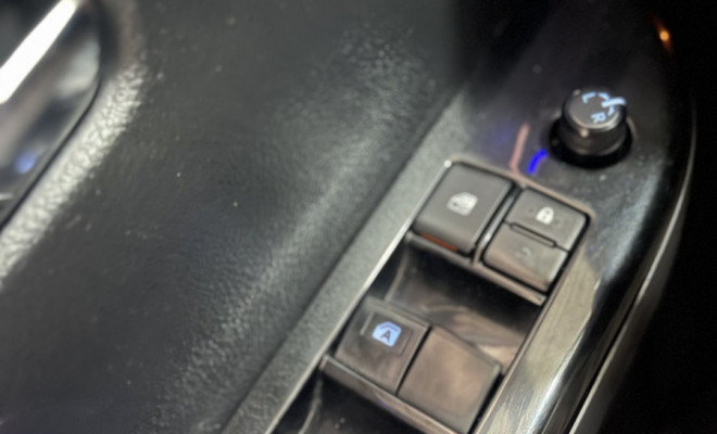 Toyota Hilux CD SR 4x2 2.7 16V/2.7 Flex Aut. 2019 Gás-2