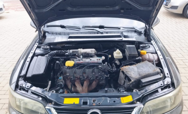 GM - Chevrolet Vectra Expres./ Collection  2.0 MPFI 8V 2005 Gasolina-6