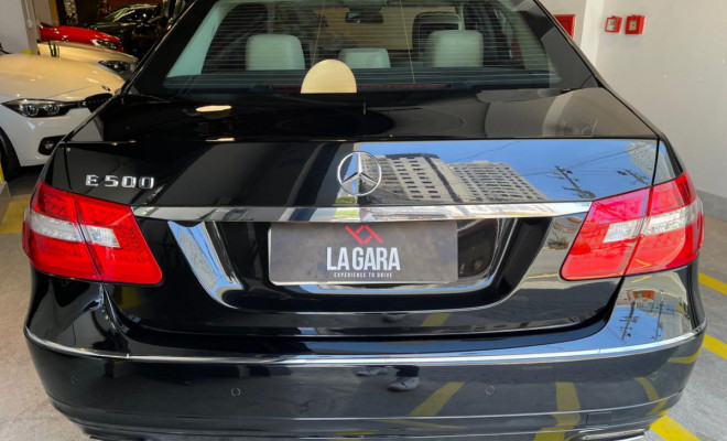 Mercedes-Benz E-500 Avangarde Executive 5.5 V8 388cv 2010 Gasolina-2