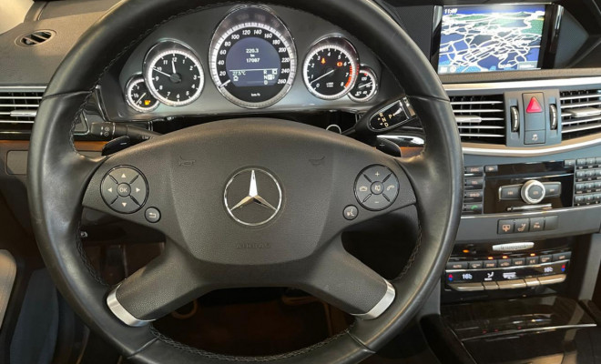 Mercedes-Benz E-500 Avangarde Executive 5.5 V8 388cv 2010 Gasolina-10