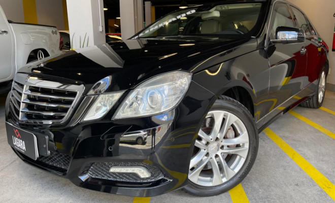 Mercedes-Benz E-500 Avangarde Executive 5.5 V8 388cv 2010 Gasolina