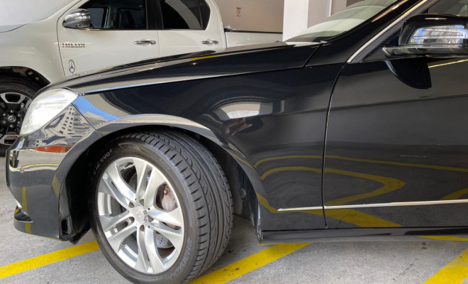 Mercedes-Benz E-500 Avangarde Executive 5.5 V8 388cv 2010 Gasolina-3