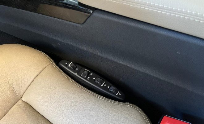 Mercedes-Benz E-500 Avangarde Executive 5.5 V8 388cv 2010 Gasolina-20