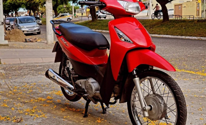 HONDA BIZ 125 ES/ ANO 2010-0