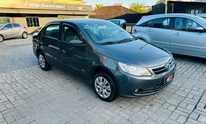 VW - VolksWagen VOYAGE 1.0/1.0 City Mi Total Flex 8V 4p 2013 Flex