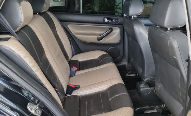 VW - VolksWagen Golf Sportline 1.6 Mi Total Flex 8V 4p 2009 Flex-6