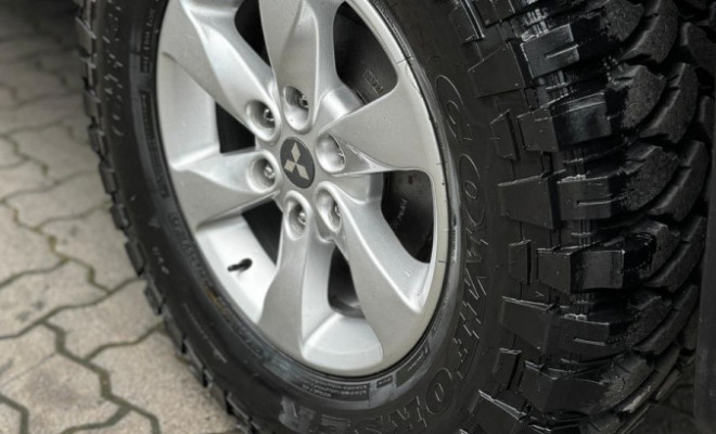 Mitsubishi Pajero HD-S 3.2 4x4 T.I. Diesel 5p Mec. 2018 Diesel-11