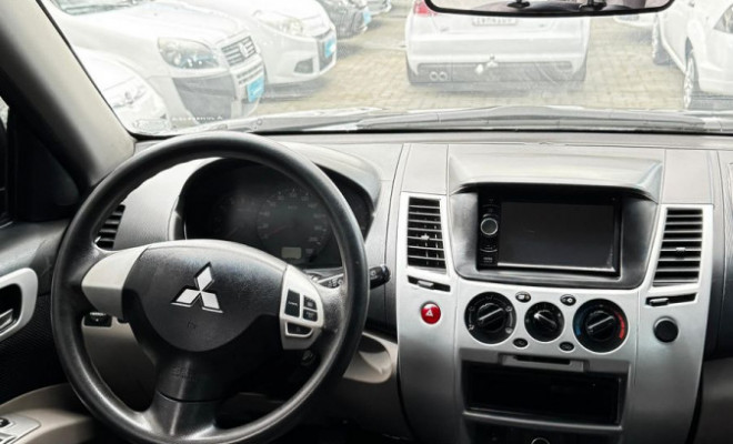 Mitsubishi Pajero HD-S 3.2 4x4 T.I. Diesel 5p Mec. 2018 Diesel-7